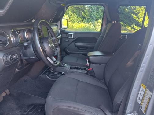 Billet Silver Metallic Clearcoat 2019 Jeep Wrangler Sport
