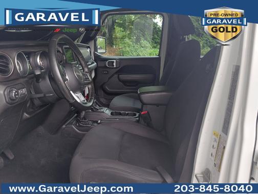 Bright White Clearcoat 2020 Jeep Gladiator Sport