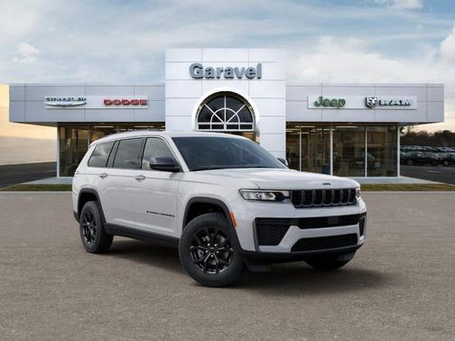 Bright White Clearcoat 2026 Jeep Grand Cherokee L Laredo