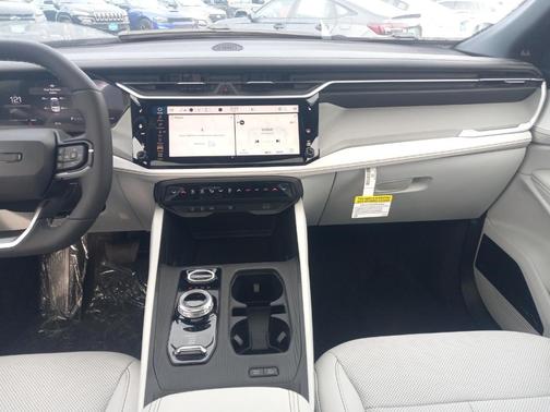 2026 Jeep Cherokee LAREDO/LIMITED