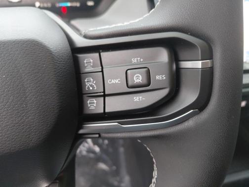 2026 Jeep Cherokee LAREDO/LIMITED