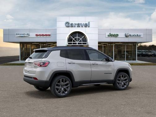 Silver Zynith 2026 Jeep Compass Limited