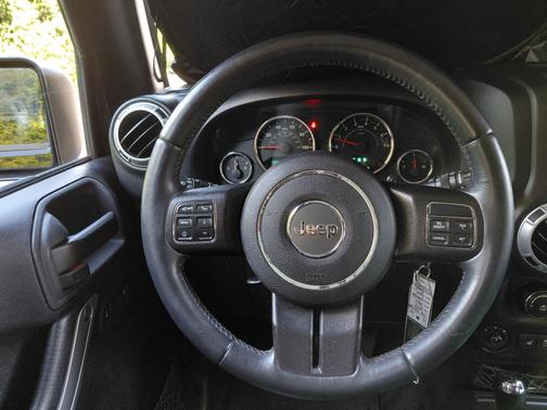 Black Clearcoat 2015 Jeep Wrangler Sahara