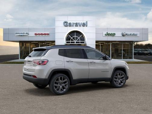 Silver Zynith 2026 Jeep Compass Limited