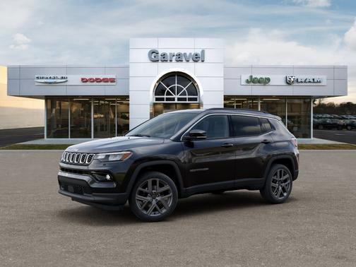 Diamond Black Crystal Pearlcoat 2026 Jeep Compass Limited