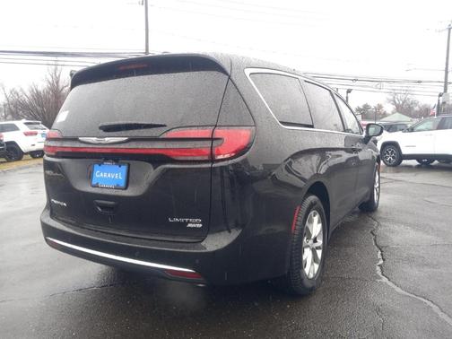 2026 Chrysler Pacifica Limited