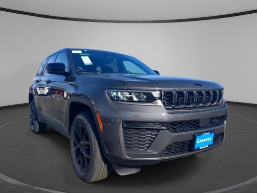 2026 Jeep Grand Cherokee Laredo
