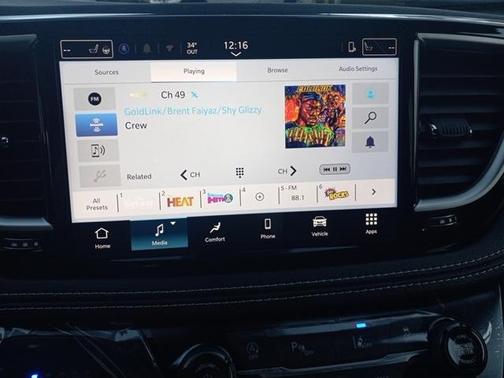 2026 Chrysler Pacifica Select