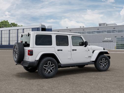 Bright White Clearcoat 2027 Jeep Wrangler Sahara