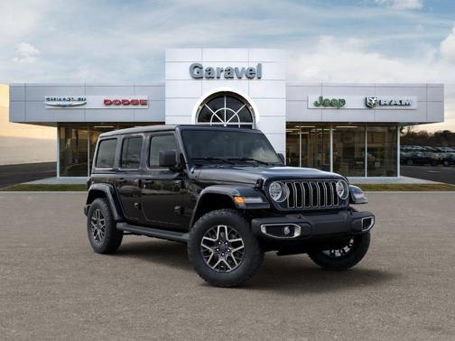 Black Clearcoat 2026 Jeep Wrangler Sahara
