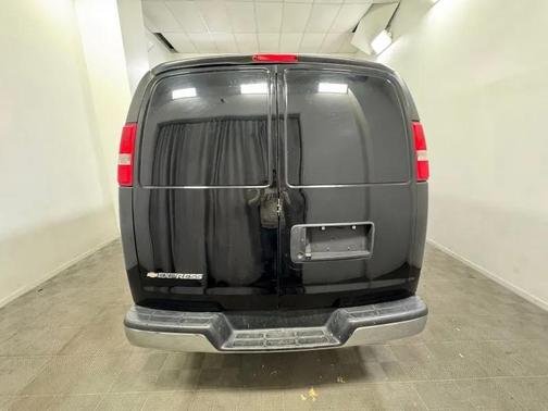 2017 Chevrolet Express 2500 Work Van