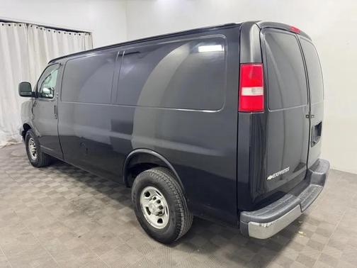 2017 Chevrolet Express 2500 Work Van