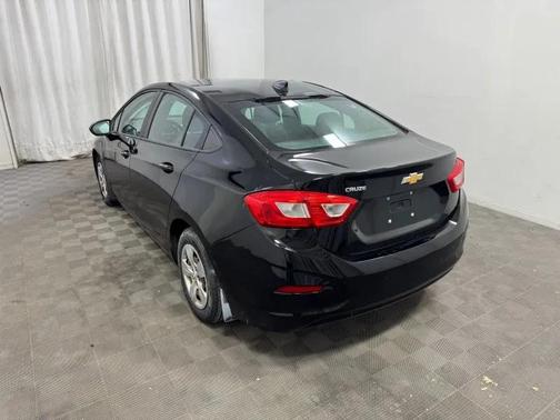 2017 Chevrolet Cruze LS