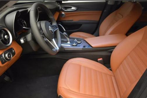 2017 Alfa Romeo Giulia Base