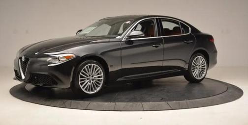 2017 Alfa Romeo Giulia Base