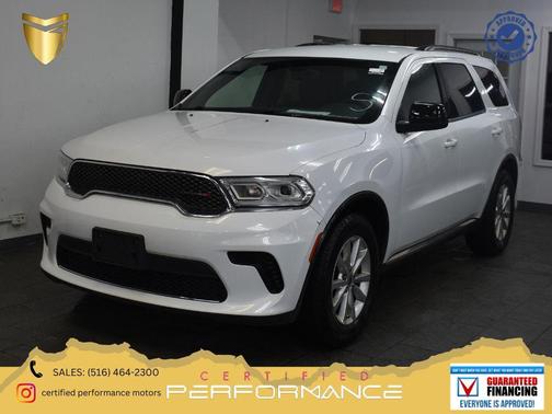 White Knuckle Clearcoat 2023 Dodge Durango SXT RWD