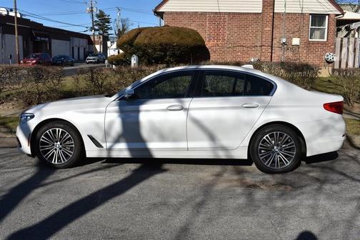 2019 BMW 530 530i