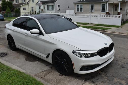 2019 BMW 530 530i