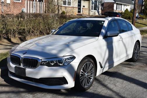 2019 BMW 530 530i