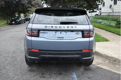 2023 Land Rover Discovery Sport SE