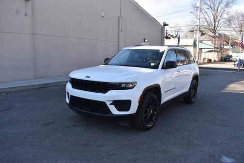 2024 Jeep Grand Cherokee Altitude