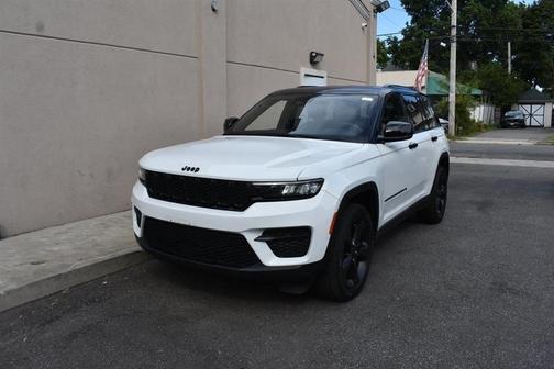 2024 Jeep Grand Cherokee Altitude