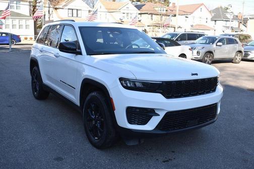 2024 Jeep Grand Cherokee Altitude