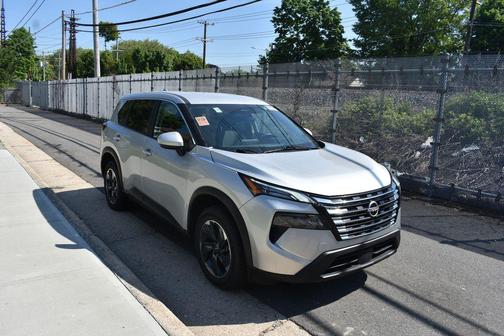 Brilliant Silver Metallic 2025 Nissan Rogue SV