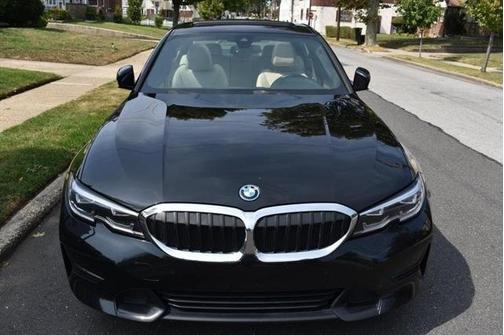 2022 BMW 330e Base
