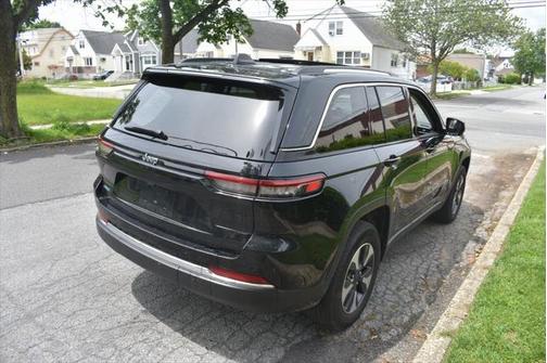 2023 Jeep Grand Cherokee 4xe Base
