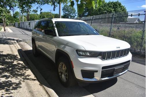 2022 Jeep Grand Cherokee L Laredo