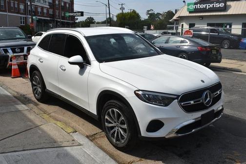 2024 Mercedes-Benz GLC 300 4MATIC