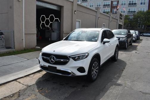 2024 Mercedes-Benz GLC 300 4MATIC
