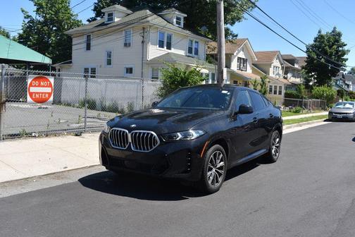 Black Sapphire Metallic 2025 BMW X6 xDrive40i