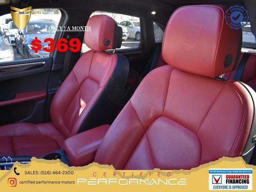 2021 Porsche Macan Base