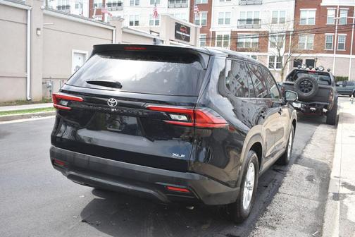 Midnight Black Metallic 2025 Toyota Grand Highlander XLE