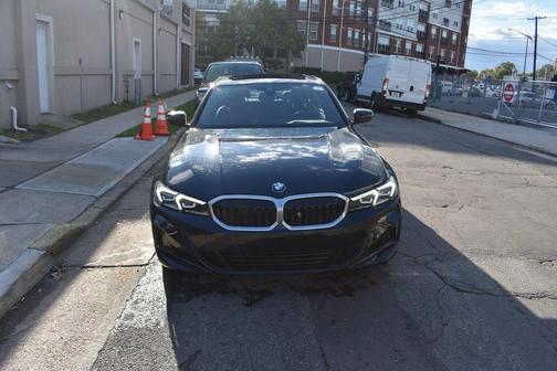 2025 BMW 330 xDrive