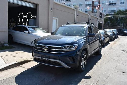 2024 Volkswagen Atlas Cross Sport 2.0T SE w/Technology