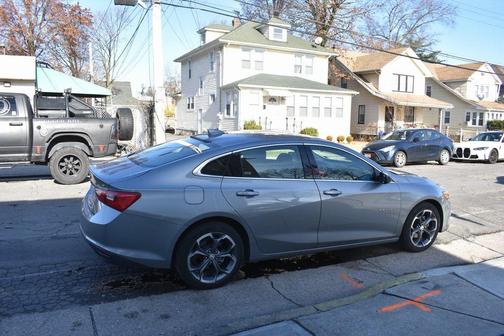 2024 Chevrolet Malibu FWD 1LT