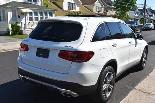 Polar White 2021 Mercedes-Benz GLC 300 4MATIC
