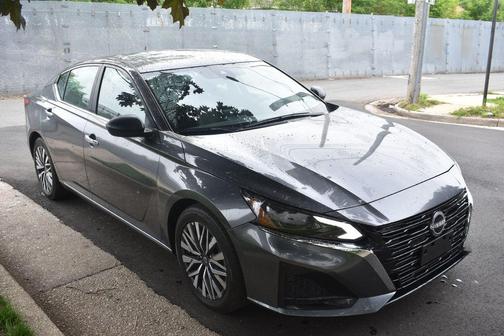 Gun Metallic 2025 Nissan Altima 2.5 SV