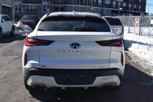 2024 INFINITI QX55 LUXE
