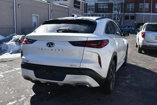 2024 INFINITI QX55 LUXE