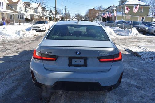 2023 BMW 330e xDrive