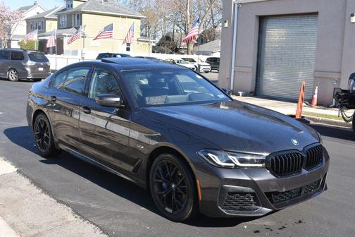 Dark Graphite Metallic 2023 BMW 530e Base