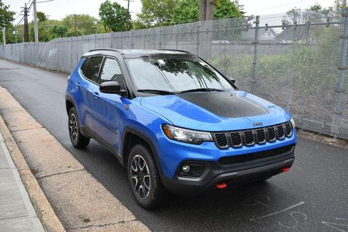 Hydro Blue Pearlcoat 2025 Jeep Compass Trailhawk