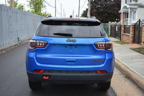 Hydro Blue Pearlcoat 2025 Jeep Compass Trailhawk