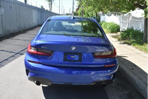 2022 BMW 330 xDrive