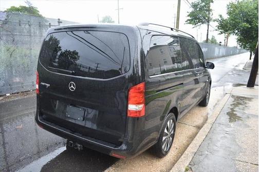 2023 Mercedes-Benz Metris Base
