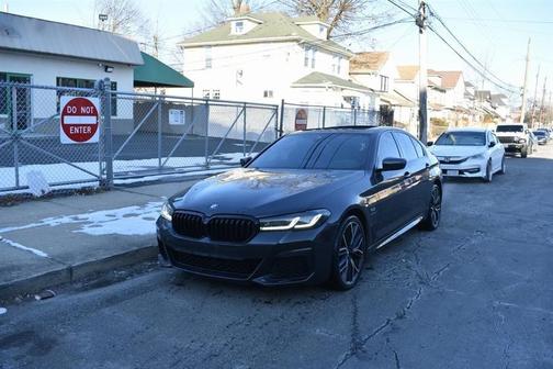 Dark Graphite Metallic 2023 BMW 530e Base
